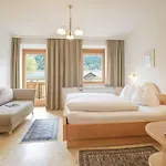 Resort Neusacher Moser 3*