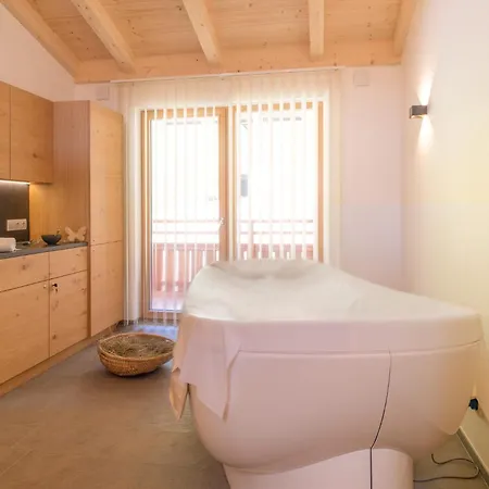 Neusacher Moser 3* ويسنسي