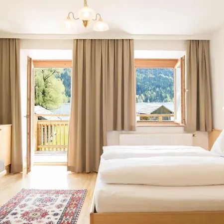 Ośrodek wypoczynkowy Neusacher Moser 3*