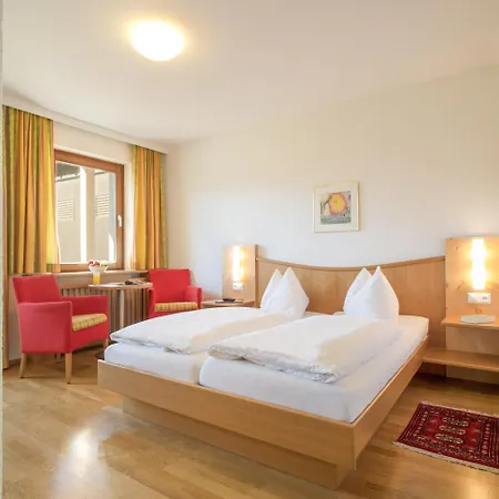 Neusacher Moser 3* ويسنسي