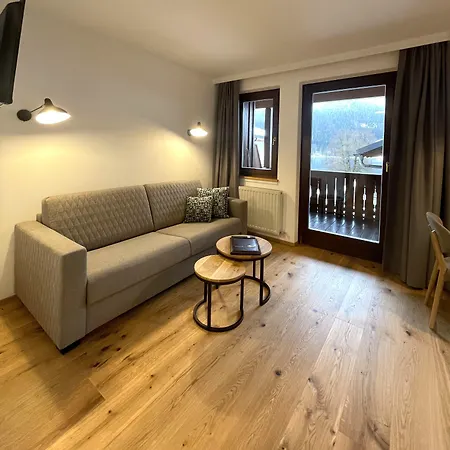 菲伦霍夫纽泽哈尔莫泽酒店 度假村 3*