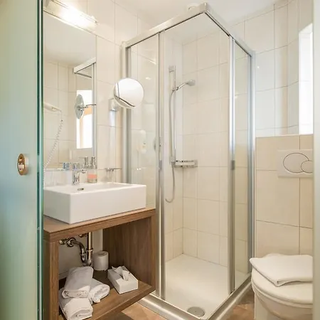 菲伦霍夫纽泽哈尔莫泽酒店 魏森湖