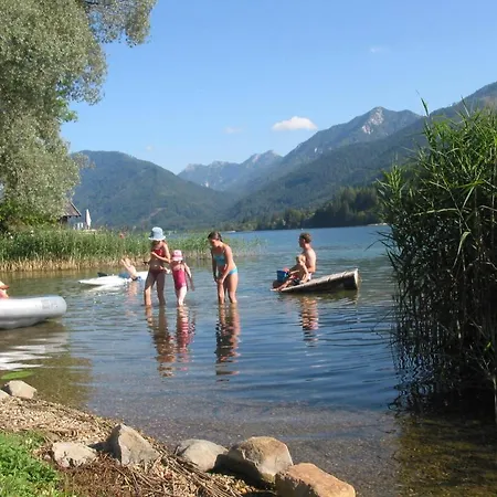 菲伦霍夫纽泽哈尔莫泽酒店 魏森湖
