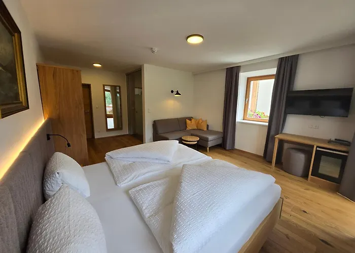 Resort Neusacher Moser 3*